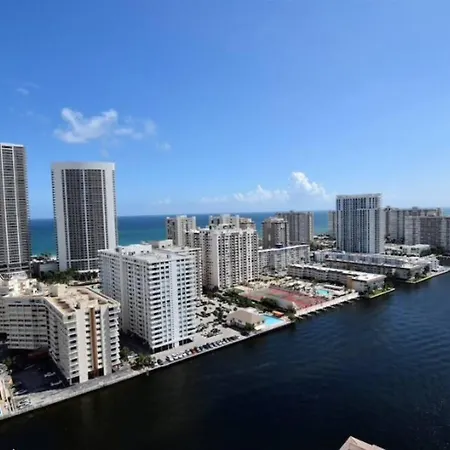 Feel The Miami Vibe , Cozy & Stylish Studio Stay